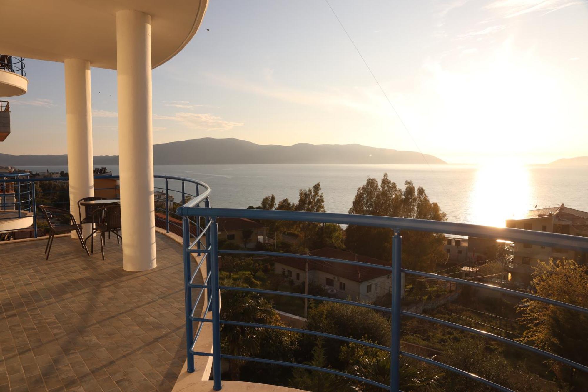 Villa Colombo Vlorë Exterior foto